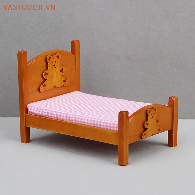 Giường Ngủ Mini Tỉ Lệ 1 / 12 Dùng Để Trang Trí Nhà Búp Bê