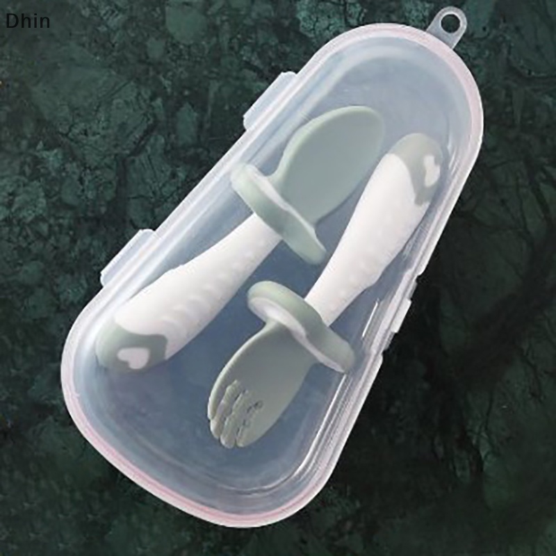 Bộ Muỗng Nĩa Bằng Silicon Mềm Tay Cầm Ngắn Dành Cho Bé Tập Ăn