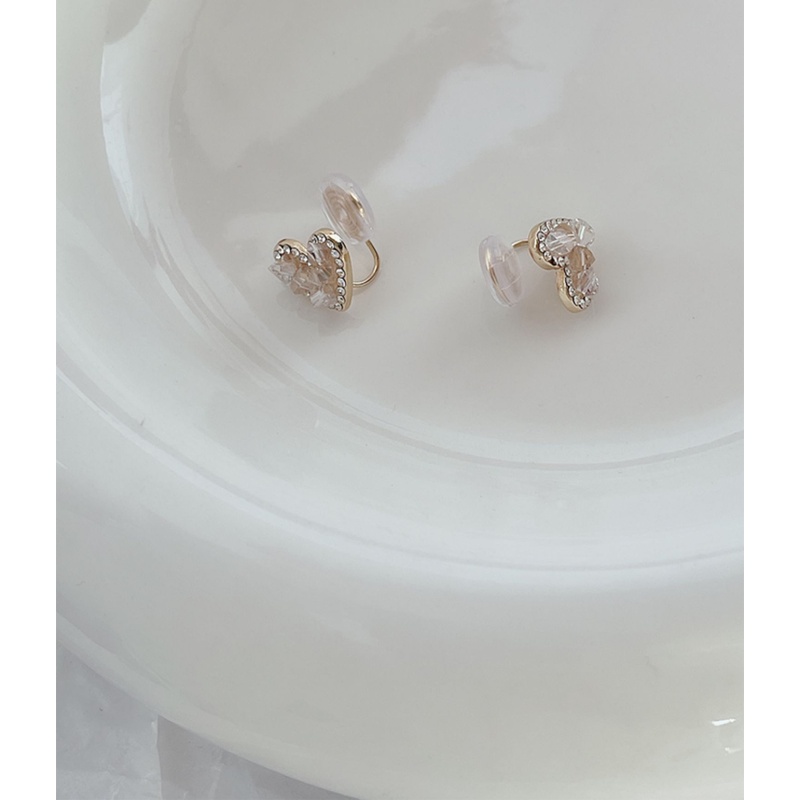 Khuyên Tai Hình Trái Tim Đính Đá Pha Lê Phong Cách Mới Cho Nữ