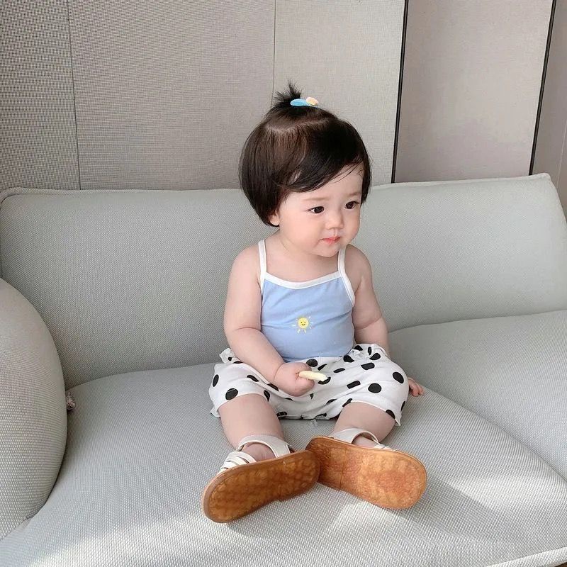 Áo Thun Hai Dây Bằng Lụa Lạnh Mỏng 80-130cm Cho Bé Gái