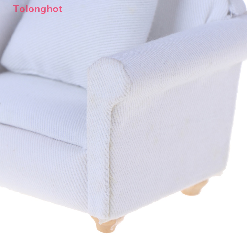 Mô Hình Ghế Sofa Màu Trắng Có Đệm Lưng Trang Trí Nhà Búp Bê 1 / 12