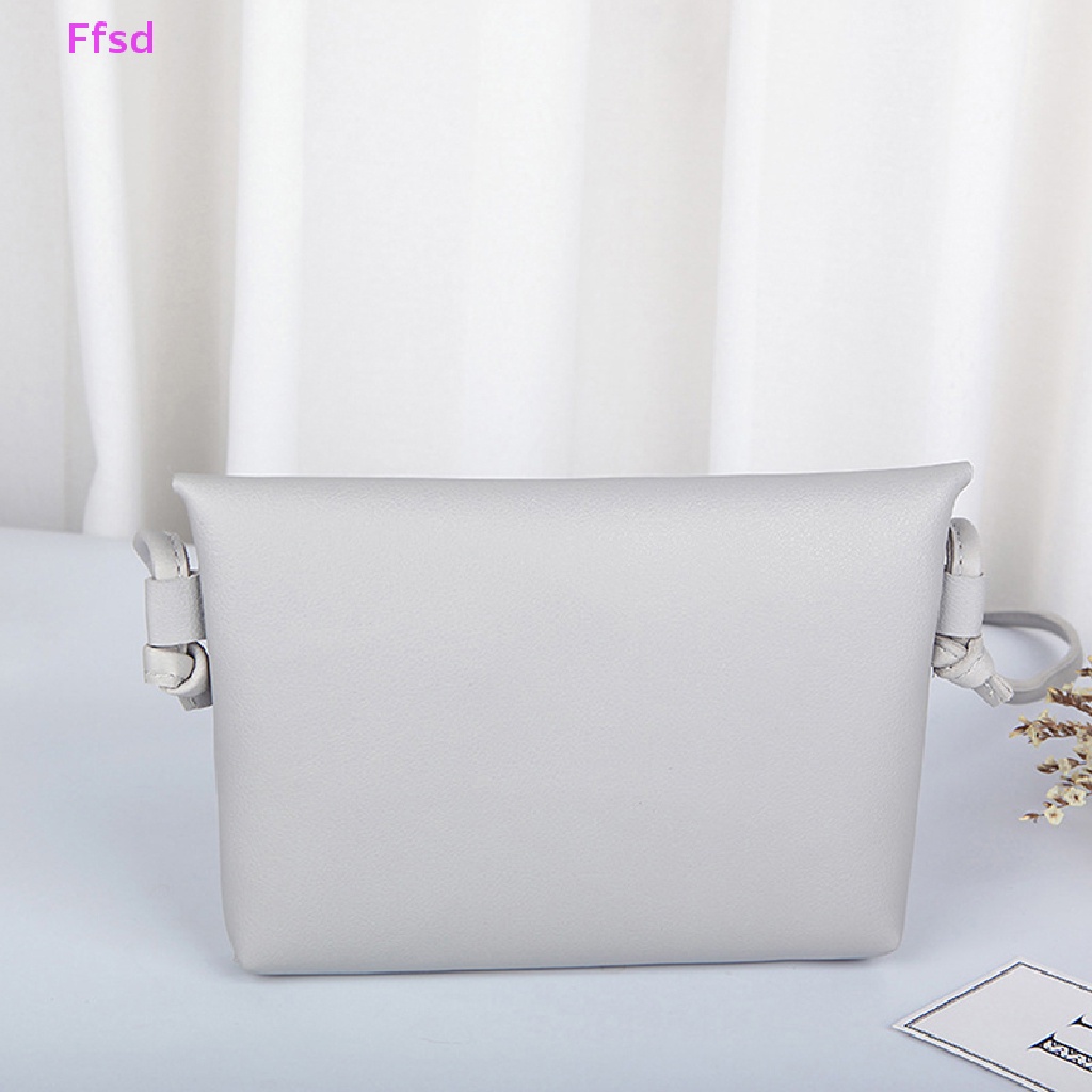 Túi Đeo Chéo Mini Hình Vuông Đính Tua Rua Dễ Thương Thời Trang Mùa Hè Cho Bạn Gái