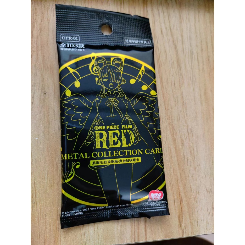 Bộ Sưu Tập Thẻ Bài Kim Loại Dày Hình Ca Sĩ Đỏ One Piece