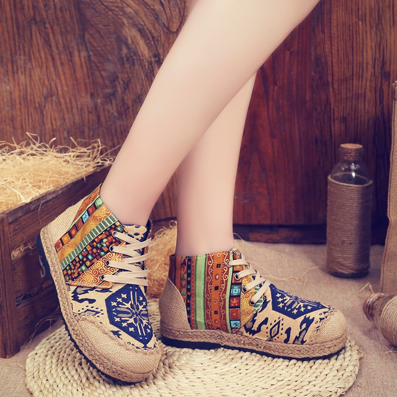 Giày Totem Cao Cổ Chất Liệu Cotton Lanh Phong Cách Dân Tộc Thái Lan Thời Trang Mùa Thu Mới Dành Cho Nữ Sinh / Cặp