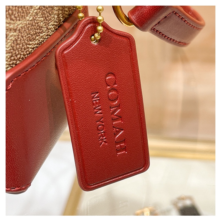 Túi Hộp Đeo Vai Famy Thời Trang Mới 2023