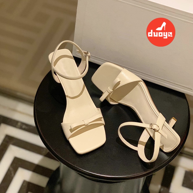 Giày Sandal Cao Gót Mũi Vuông Đính Đá Lấp Lánh Màu Bạc Chống Trượt Thời Trang Mùa Hè 2022