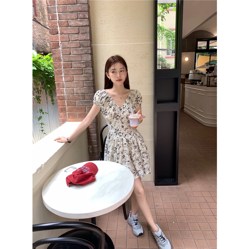 Đầm MIDI Ngắn Tay Cổ Chữ V Họa Tiết Hoa Phong Cách Hàn Quốc Ngọt Ngào