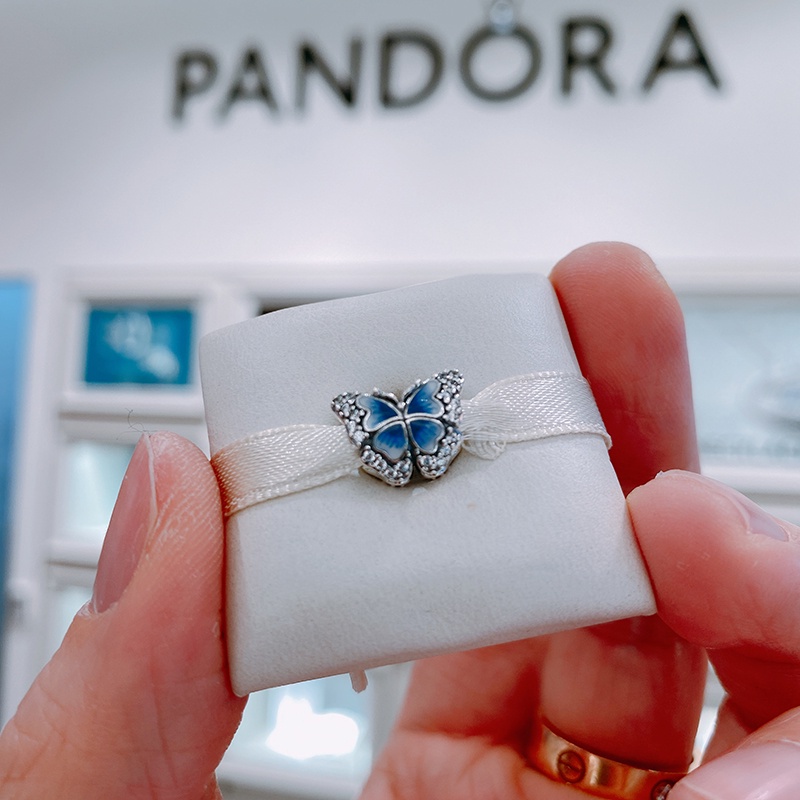 Charm bạc đá xanh Pandora Blue Butterfly Sparkling Charm 1220 - Bạc S925