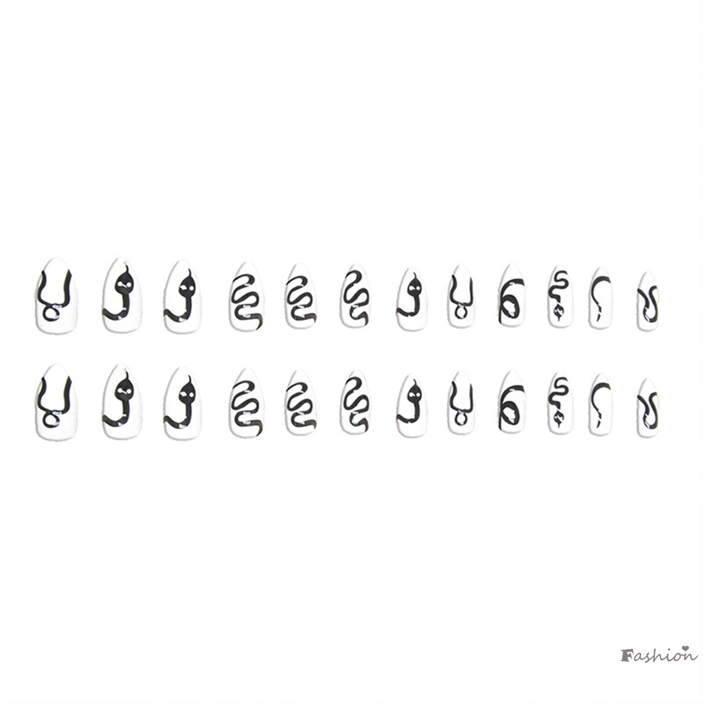 Móng Tay Giả Họa Tiết Da Rắn Sành Điệu