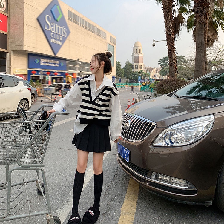 Chân Váy Ngắn Lưng Cao Xếp Ly Màu Đen Thời Trang Xuân 2023 Xinh Xắn Cho Nữ