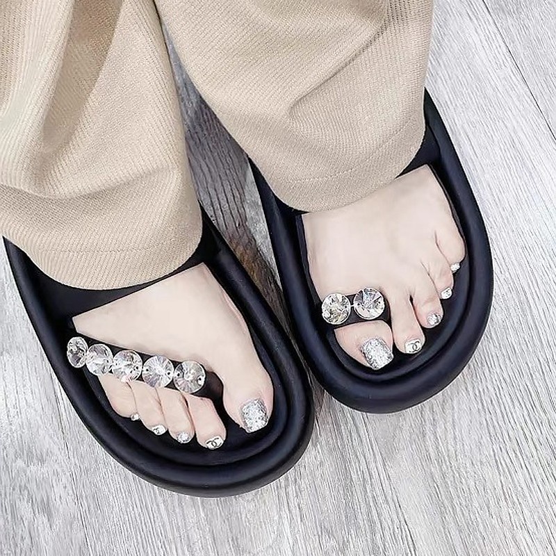 Tóc Thẳng Làm Từ Nhà Máy Duoya ~ [Hàng Có Sẵn] Trồng Cỏ!Chân Vịt Đính Đá Siêu Mỏng 3.5cm Quyến Rũ Dành Cho NữGiao Hàng Miễn Phí