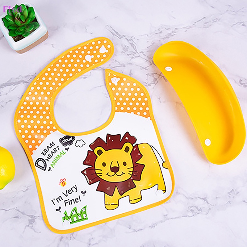 Yếm Ăn Tay Dài Chống Nước In Họa Tiết Hoạt Hình Cho Bé