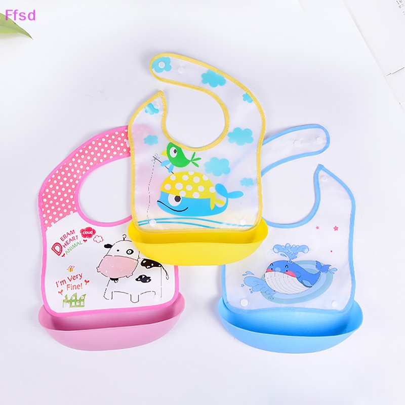 Yếm Ăn Tay Dài Chống Nước In Họa Tiết Hoạt Hình Cho Bé