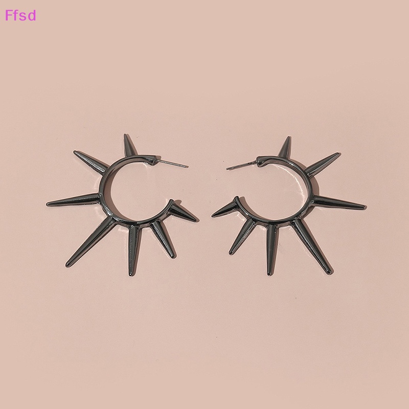 {Ffsd} Bông Tai Dạng Vòng Đính Đinh Tán Kim Loại Hình Nón Phong Cách Âu Mỹ Cá Tính Thời Trang Punk Hip Hop Punk Trang Sức Cho Nữ