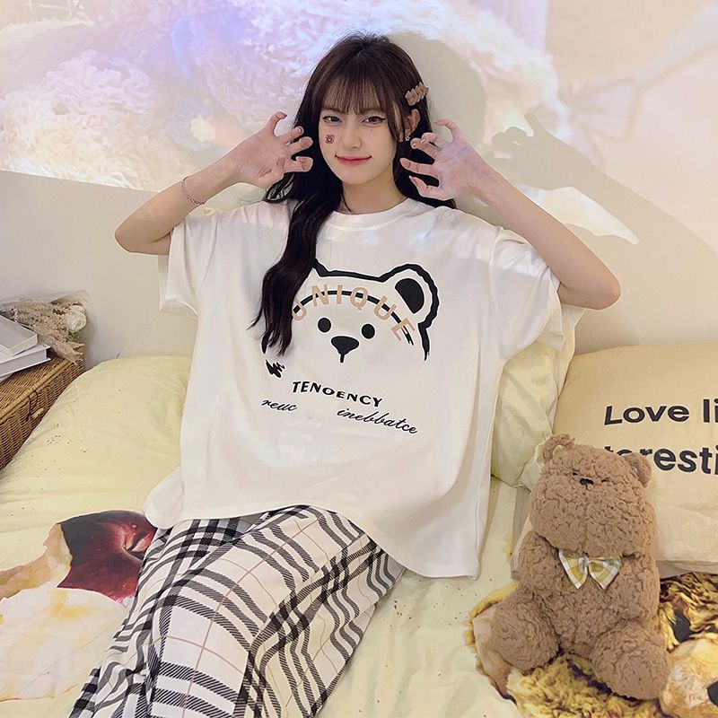 Bộ Đồ Ngủ Tay Ngắn Cổ Tròn Họa Tiết Sọc Caro In Hình Gấu Dễ Thương Thời Trang Mùa Hè Cho Nữ
