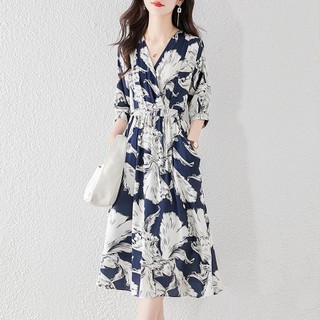 Đầm hoa bản lớn cổ V Xiny D273230
