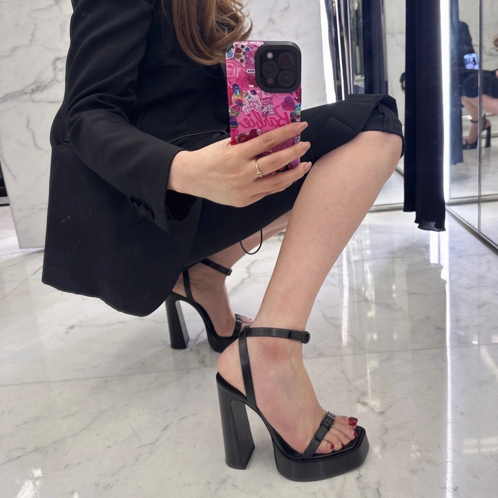 Giày Sandal Cao Gót Mùa Hè 2023 Đế Xuồng Dày Dặn Phong Cách La Mã Dễ Phối Đồ Cho Nữ