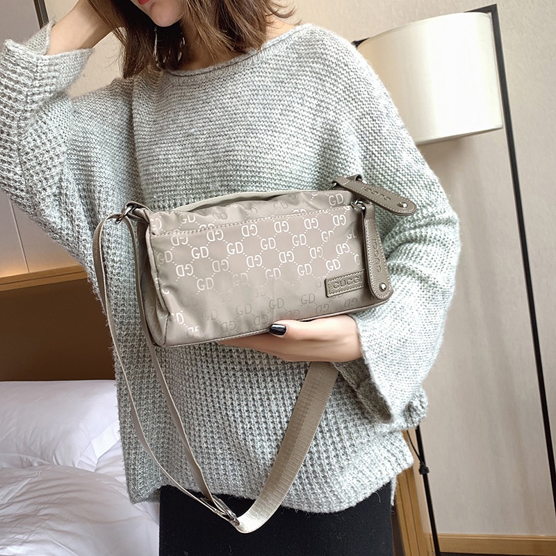 Túi Đeo Vai Bằng Vải Nylon Thiết Kế Đơn Giản Gọn Nhẹ Thời Trang Cho Nữ