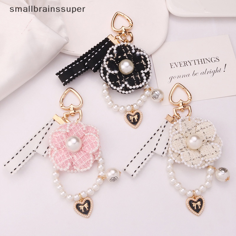 Móc Khóa Nhỏ Hình Hoa Trà Vải Đính Ngọc Trai Màu Sáng Thời Trang Cho Nữ SBS