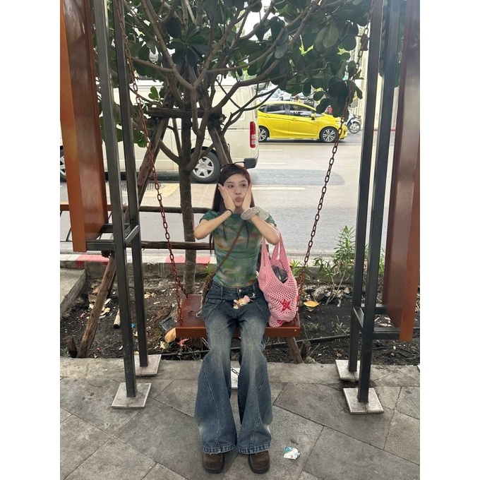 Áo Thun Ngắn Tay Dáng Ôm In Họa Tiết Trừu Tượng Cá Tính