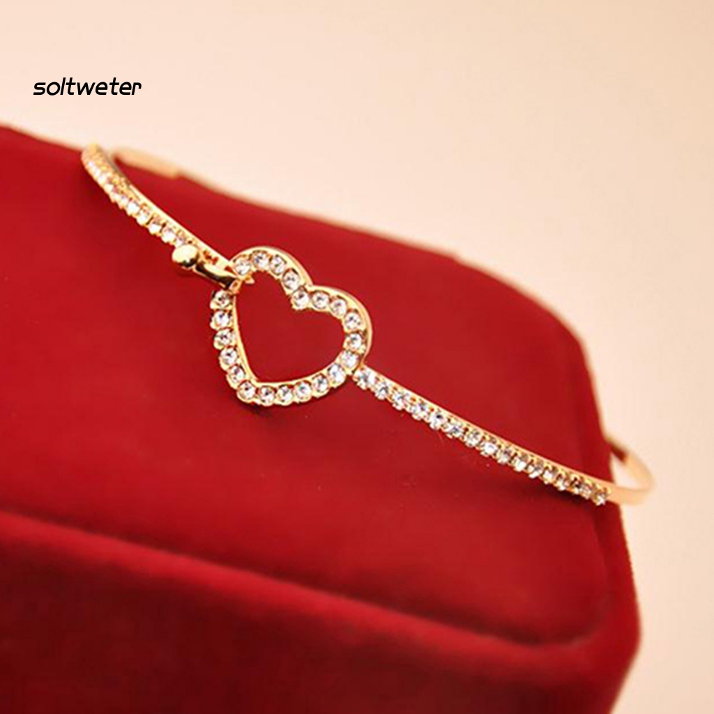 Vòng Tay Mỏng Đính Đá Hình Trái Tim Màu Vàng Sang Trọng Cho Nữ