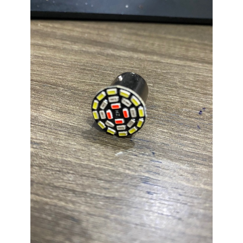 Đèn Hậu Xe Máy 7 Màu và Nháy F1 Mẫu 2023 Cực Xịn kèm móc u titan 7 màu cực chắc chắn