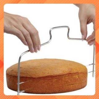 Dụng cụ cắt bánh cake slicer