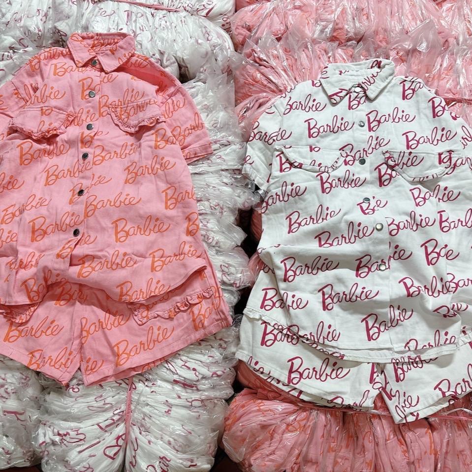 Set jean kaki chữ barbie Tay ngắn SJ020JKKCBB Lucie16 - Cái Tiệm Đồ Bộ