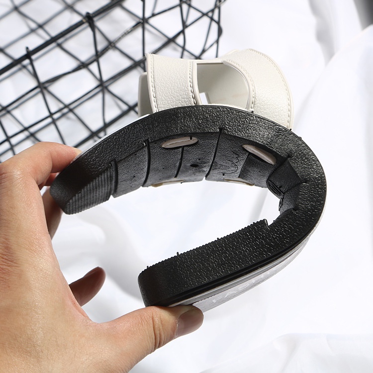 Dép nữ phong cách thời trang mùa hè sinh viên trong nhà ngoài trời mang dép đi biển phẳng dép đi trong nhà dép nhựa tiết lộ