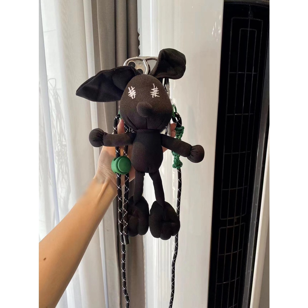 Influencer phong cách mới búp bê điện thoại di động quay lại phim hoạt hình thỏ sọc dễ thương sứ giả điện thoại di động kẹp đồ trang trí búp bê