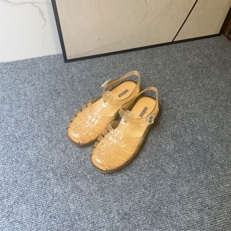 Xăng đan Đi Biển Đế Bằng Bít Mũi Phong Cách Roman Mới 2023 Cho Nữ