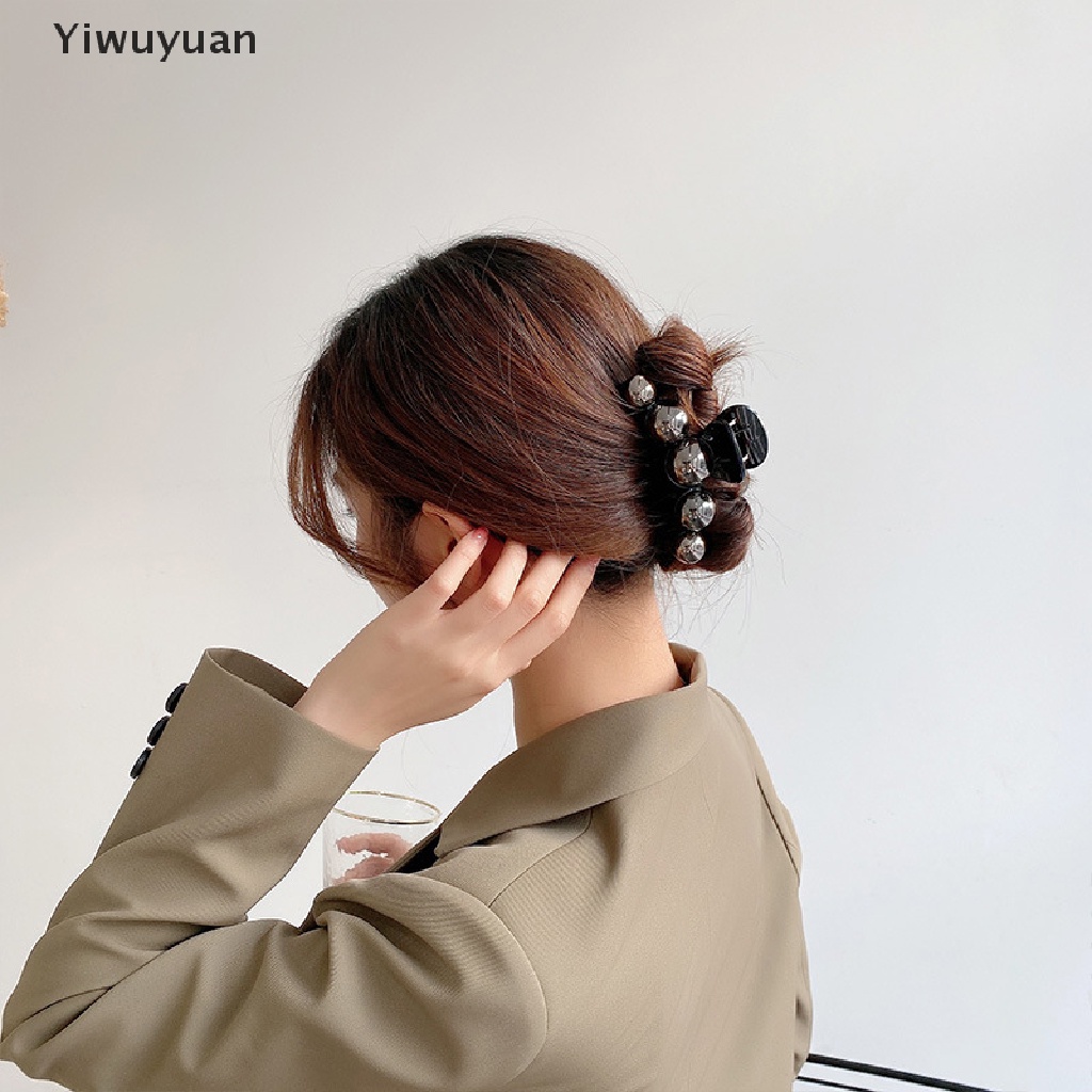 &lt; Yiwuyuan &gt; Kẹp Tóc Càng Cua Lớn Bằng Acrylic Đính Ngọc Trai Đen Thời Trang Cho Nữ Giảm Giá