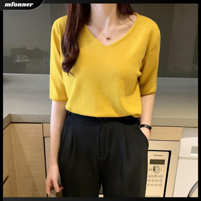 Áo Thun Tay Lửng Dáng Rộng Cổ Chữ V Màu Trơn Thoáng Khí Thời Trang Cho Nữ