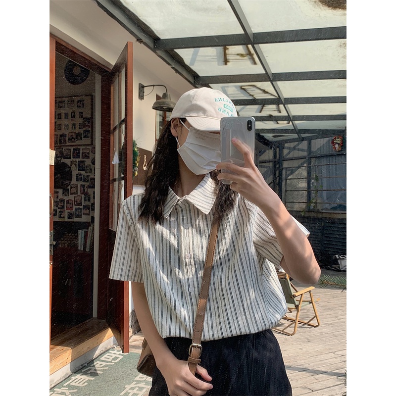 Áo Sơ Mi Tay Ngắn Kẻ Sọc Dọc Rộng Rãi Thời Trang Hàn Quốc Dành Cho Nữ