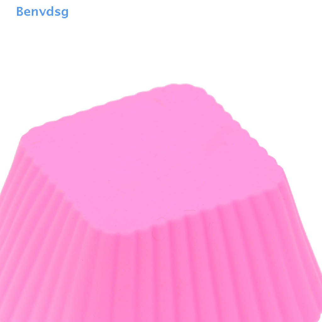 Set 1 / 6 Khuôn Silicone Làm Bánh Hình Vuông 7cm Tiện Dụng