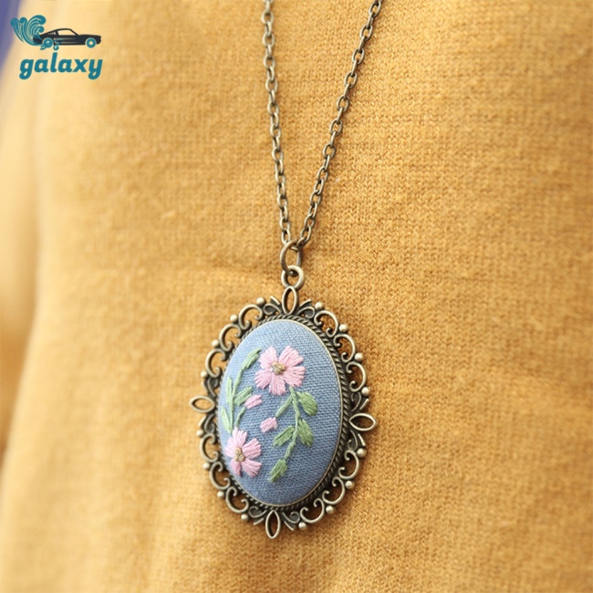Galaxy Bộ Vòng cổ + Chỉ Thêu Nghệ Thuật Diy