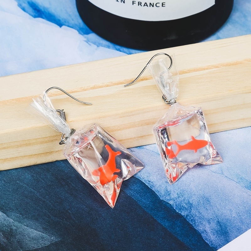 Bông Tai Hình Cá Koi Bằng Acrylic Độc Đáo Thời Trang