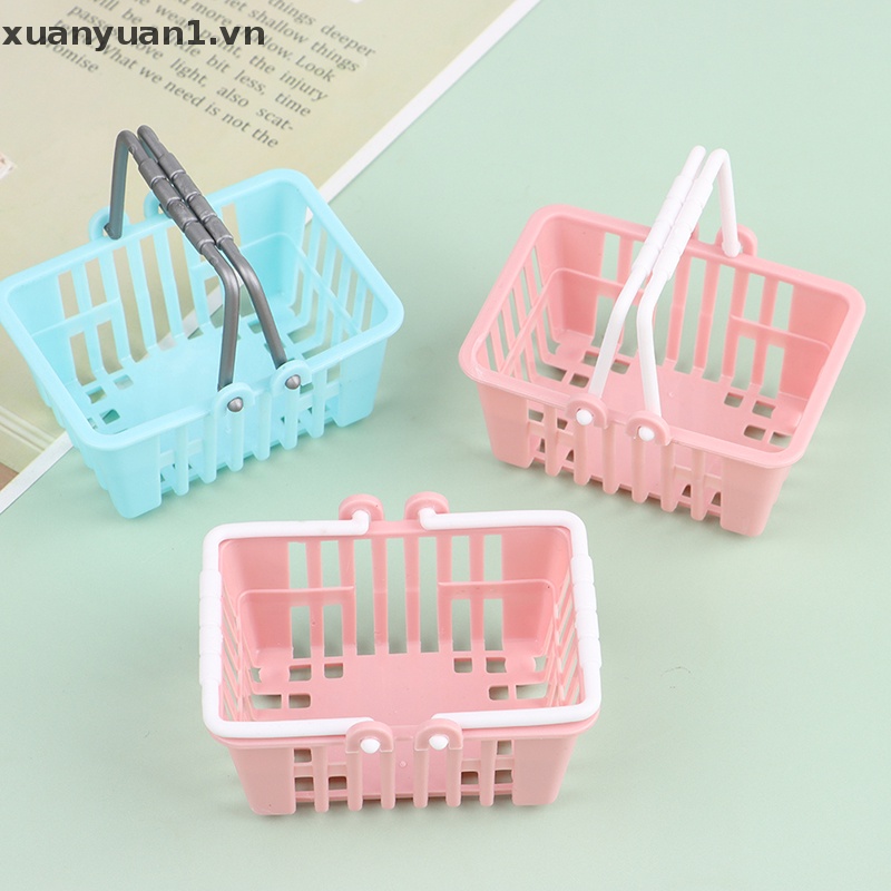 Set 2 Giỏ Mua Sắm Mini Đồ Chơi Cho Nhà Búp Bê