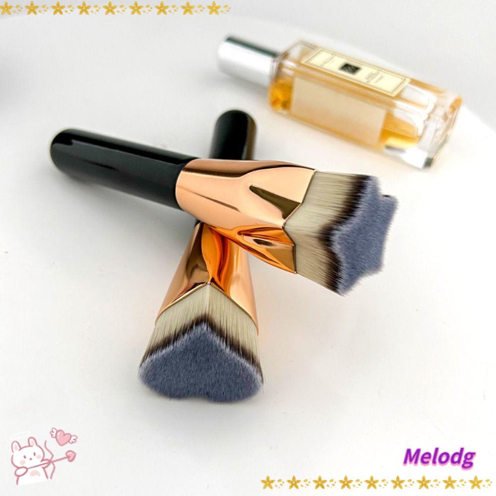 Cọ Trang Điểm Nền Dạng Lỏng Đầu Dẹt Màu Đen Sáng Bóng