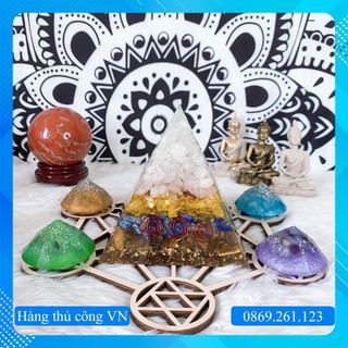 Kim tự tháp năng lượng orgonite - đá mắt hổ nâu vàng + lapis + vàng thủy tinh + thạch anh hồng + thạch anh trắng