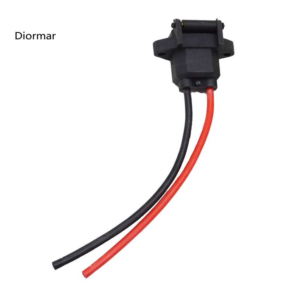 Ổ Cắm Sạc Pin Ba Lỗ Bằng Silicone Kèm Vỏ Bọc Pin Cho Xe Hơi