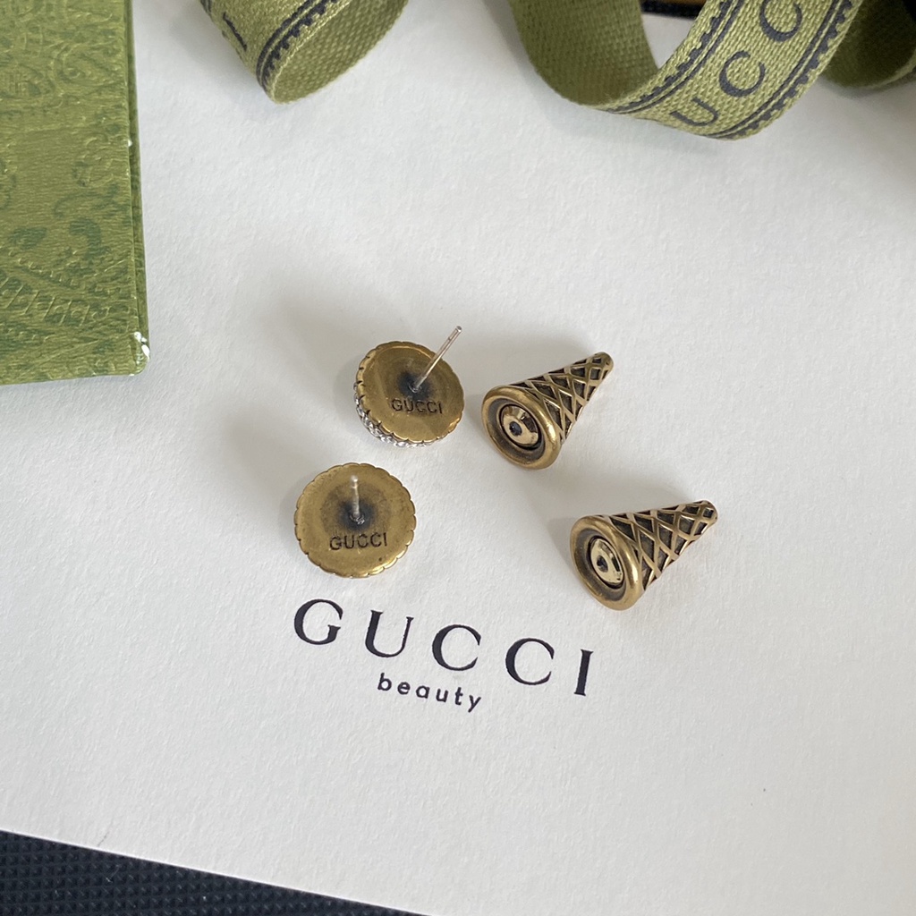 Bông Tai Gucci Bằng Thép Titan In Chữ Thời Trang Sang Trọng Cho Nữ