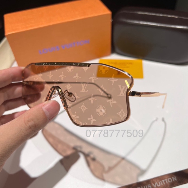HOT Kính Hiệu L.V.2024 Lờ V Hot Unisex Cá Tính Siêu Ngầu 2024
