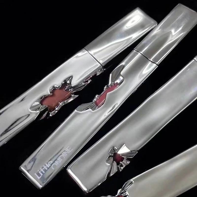 Son Kem Lì Mịn Mượt Như Nhung Dễ Sử Dụng Trang Điểm Làm Trắng Và Không Lem