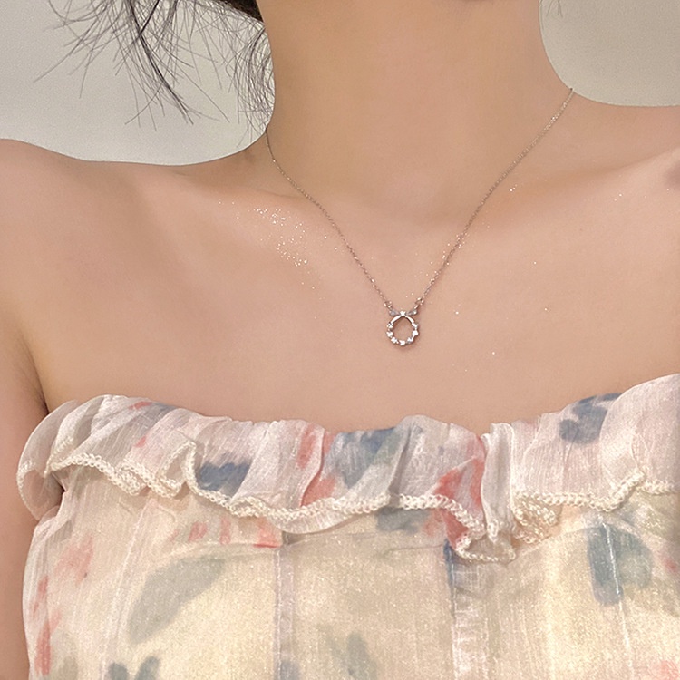 Vòng cổ Mặt Tròn Đính Nơ Pha Lê Thời Trang Cho Nữ