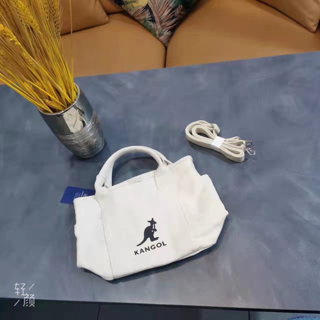 4926kangol túi tote cỡ trung tùy chỉnh túi đeo chéo nữ màu đen túi đeo chéo vai m