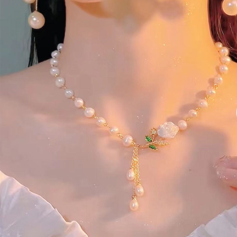 Dây Chuyền Ngọc Trai Hoa Hồng Đính Thời Trang Cho Mẫu Vòng Cổ Ngoc Trai Hàn Quốc Mặt Hạt Choker Trang Sức Nữ