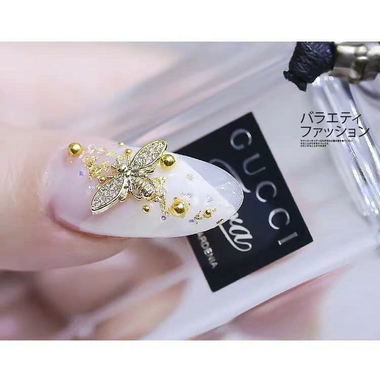 Set Bi Kim Loại Khay Tròn 6 Ngăn Đính Móng Trang Trí Nail - manh219