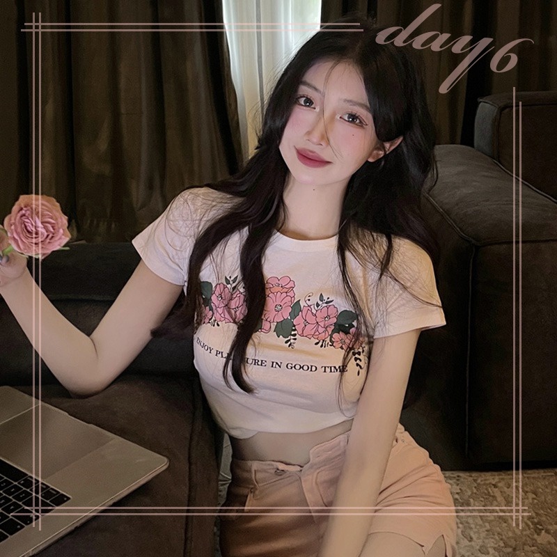 Áo Thun Nữ Ngắn Tay Cổ Tròn In Hoa Phong Cách Hàn Quốc