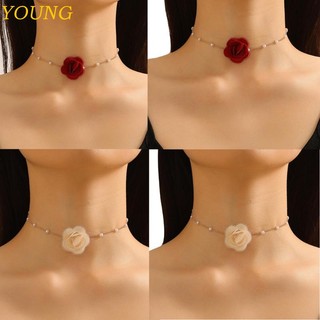 Vòng cổ choker mặt hoa hồng đính hạt giả ngọc trai